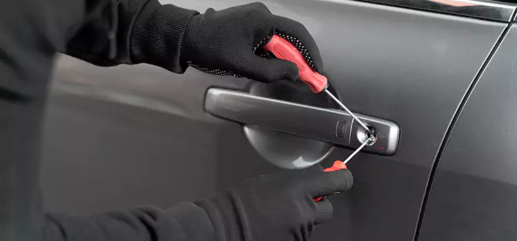 Locked Out of Car Help New Britain